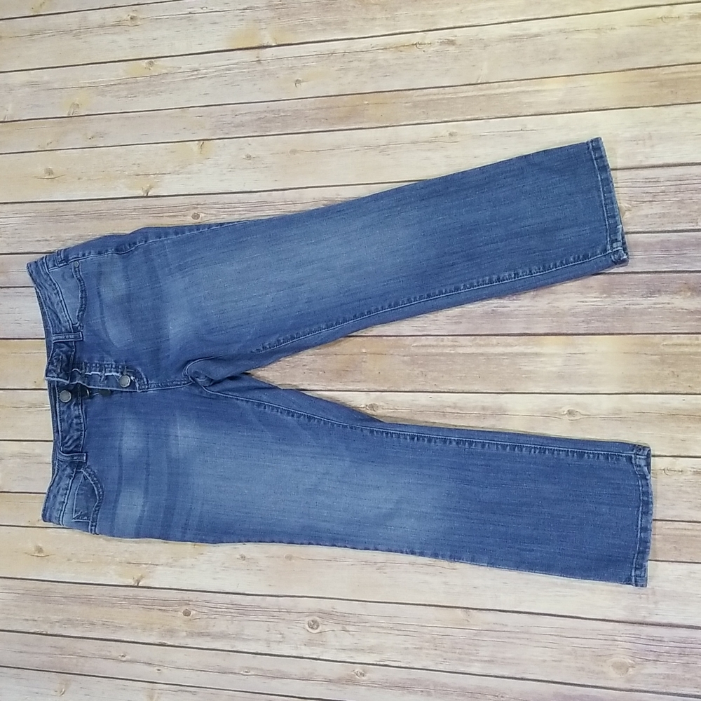 Botton top capris